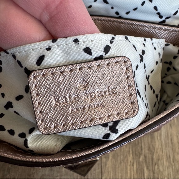Kate Spade Newbury Lane Sally Crossbody Bag Metallic Rose Gold - Picture 4 of 13